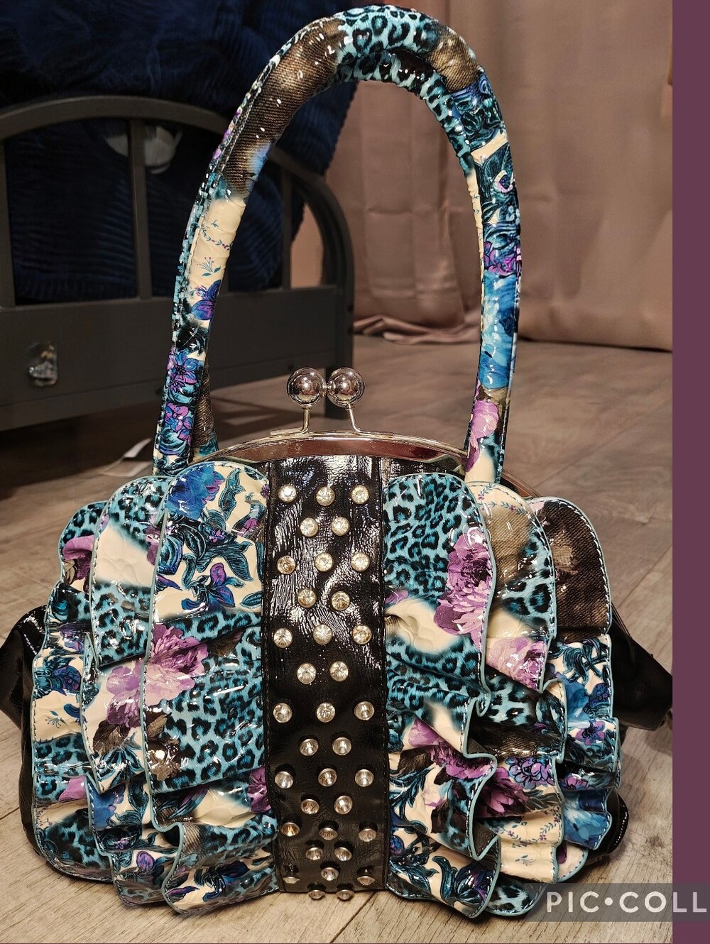 ✨ STUNNING Y2K MCBLING MAXIMUMIST RUFFLED SATCHEL ✨